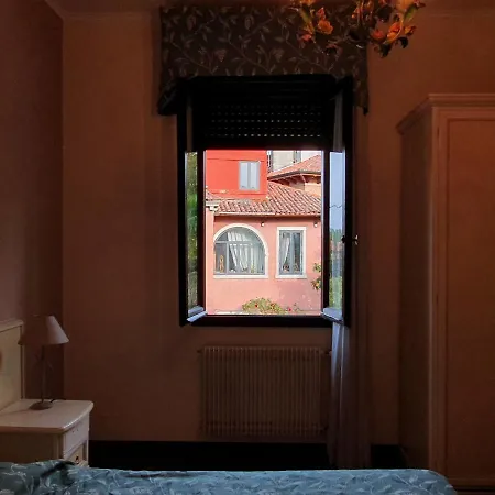 Berghinz Bed & Breakfast 3*