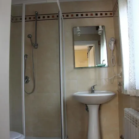 Bed & Breakfast Berghinz 3*