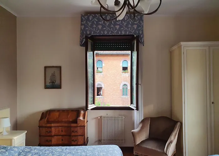 Alojamento de Acomodação e Pequeno-almoço Berghinz 3*