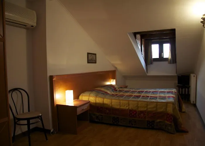 Berghinz Alojamento de Acomodação e Pequeno-almoço 3*